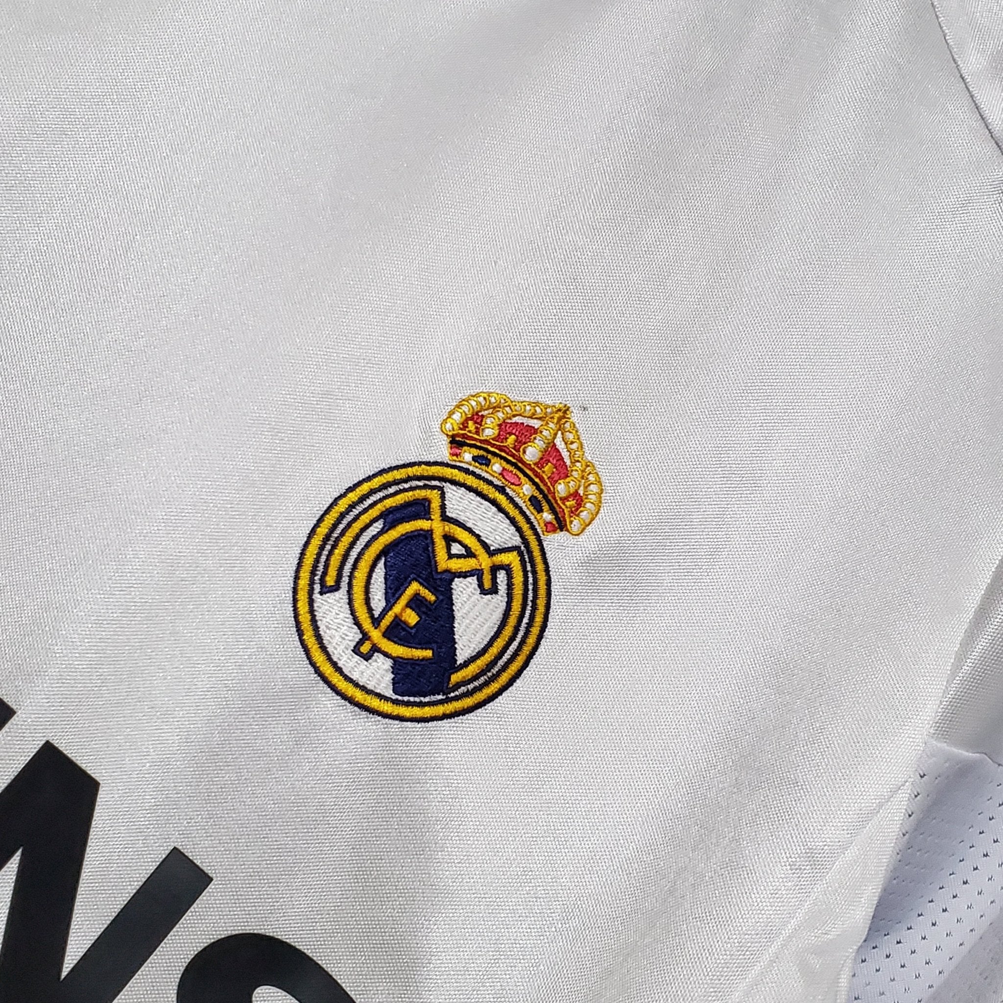 2004 - 05 - REAL MADRID HOME | RETRO - MODU CLUB EU